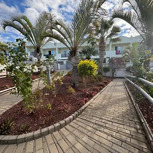  Apartment Oasis-family Townhouse